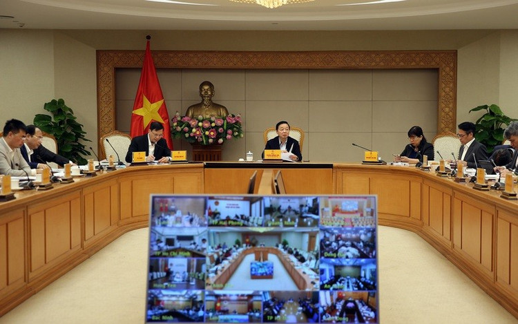 Phó Thủ tướng Trần Hồng Hà nghe báo cáo hoàn thiện dự thảo các nghị định hướng dẫn triển khai thực hiện Nghị quyết số 254/2025/QH15 của Quốc hội - Ảnh: VGP/Minh Khôi