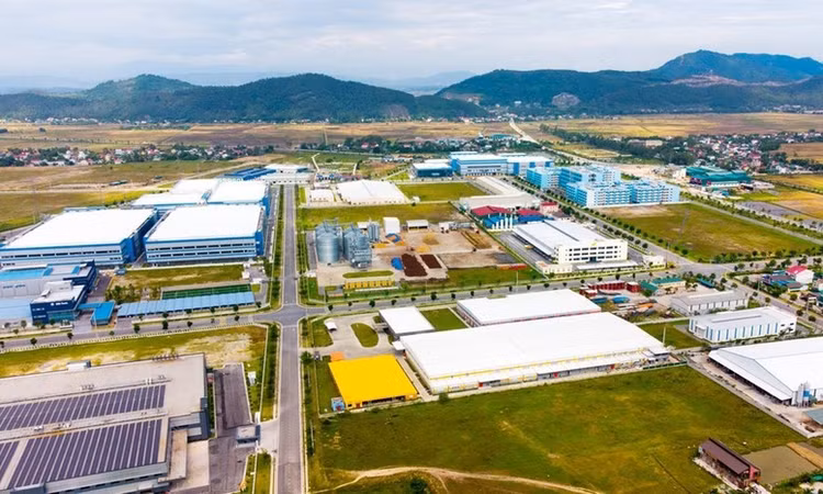 Khu kinh tế Đông Nam Nghệ An sau khi được mở rộng có diện tích 104.269,94 ha. 