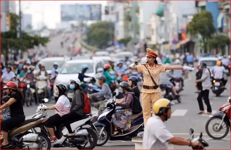 Quỹ giảm thiểu thiệt hại tai nạn giao thông đường bộ là quỹ tài chính nhà nước ngoài ngân sách được Chính phủ thành lập theo quy định, do Bộ Công an quản lý