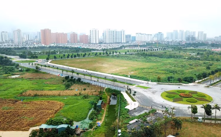 Một trong những nội dung đáng chú ý về hoàn thiện thể chế kinh tế thị trường định hướng xã hội chủ nghĩa là việc hoàn thiện thể chế quản lý đất công công khai, minh bạch, hiệu quả. Ảnh: Lê Tiên