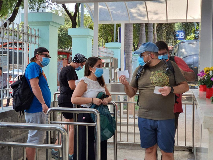 Nếu chuẩn bị tốt các kịch bản thì có thể sớm đón khách du lịch quốc tế. Ảnh: Nhật Minh