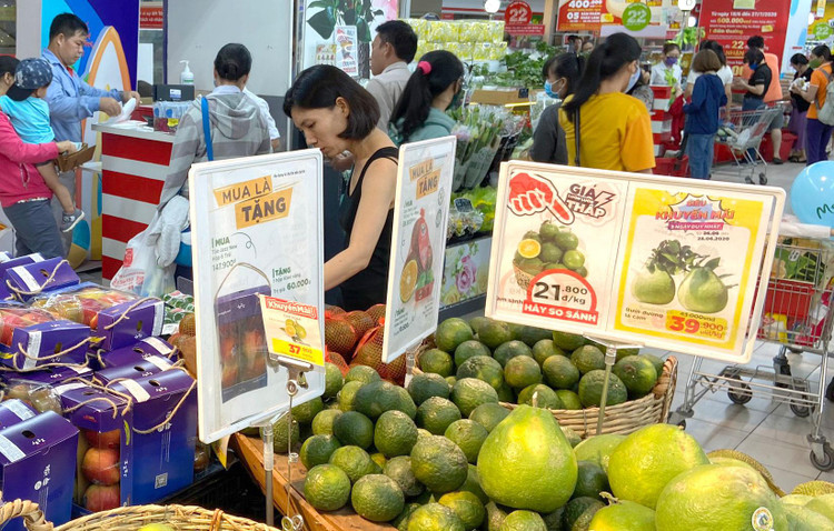 Tại phiên họp Chính phủ chuyên đề xây dựng pháp luật ngày 18/11/2021, Chính phủ thống nhất thông qua một số đề nghị xây dựng luật, trong đó có Luật Giá (sửa đổi). Ảnh: Phú An