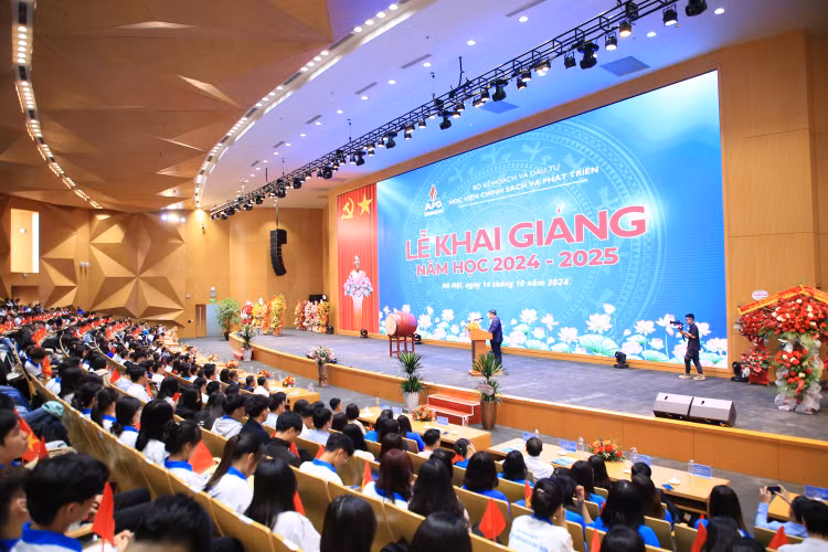 Bộ trưởng Nguyễn Chí Dũng tham dự và phát biểu tại Lễ khai giảng năm học 2024 - 2025 của Học Viện Chính sách và Phát triển