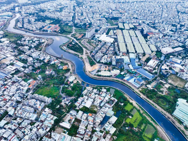 Dự án Xây dựng hạ tầng và cải tạo môi trường kênh Tham Lương - Bến Cát - rạch Nước Lên được triển khai thần tốc đã tạo nên diện mạo mới hoàn toàn khác biệt