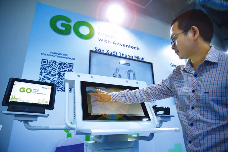 Việt Nam đặt mục tiêu đến năm 2025, kinh tế số sẽ đóng góp 20% GDP và nâng lên 30% GDP vào năm 2030. Ảnh: Lê Tiên