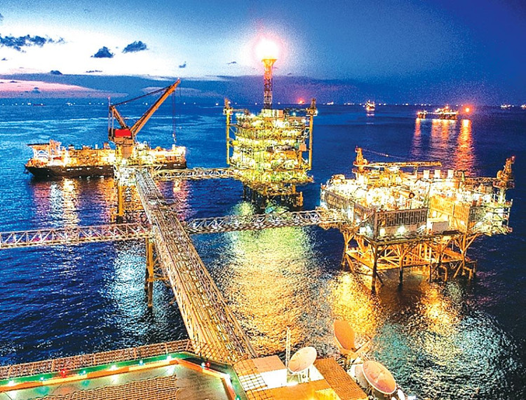 Liên doanh Vietsovpetro tiên phong đưa khí đồng hành từ mỏ Bạch Hổ vào bờ