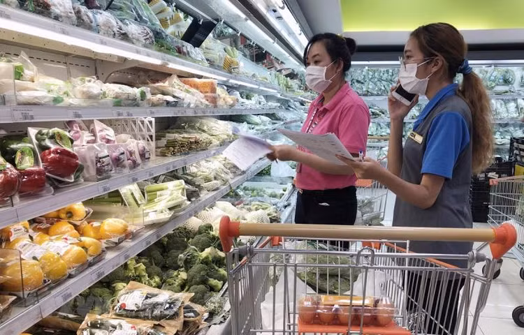 Nhiều yếu tố trên sẽ tạo sức ép cho CPI, làm cho CPI cả năm sẽ tăng cao hơn mục tiêu.