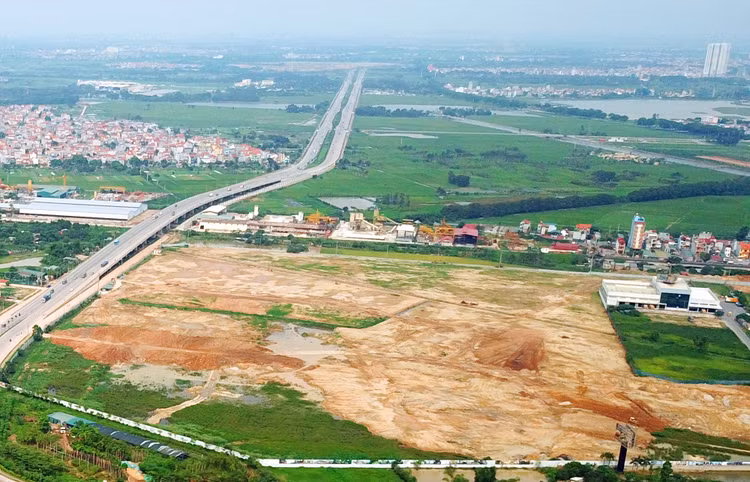 Một trong những e ngại lớn khi tham gia đấu thầu dự án đầu tư có sử dụng đất là số tiền sử dụng đất phải nộp không biết sẽ là bao nhiêu. Ảnh: Tiên Giang