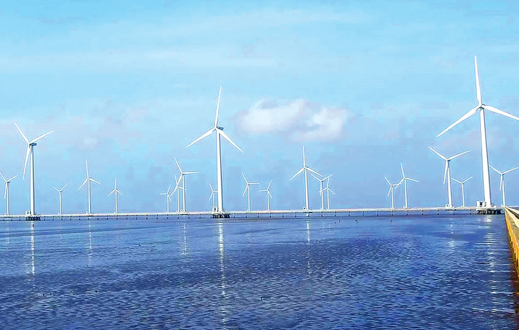 Việc giải quyết những vướng mắc của các dự án điện khí, điện gió liên quan mật thiết đến thực hiện mục tiêu của Quy hoạch điện VIII. Ảnh: Phú An