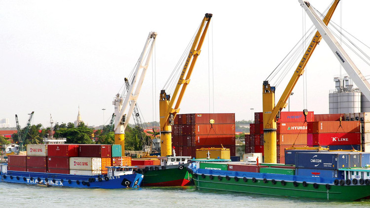 Chính phủ đặt mục tiêu tăng trưởng GDP năm 2021 đạt 6,5%. Ảnh: Lê Tiên