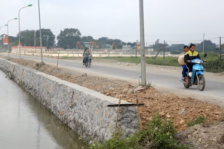 Gói thầu số 08 Thi công xây dựng đường liên xã Đạ Oai - Đạ Tồn - Phước Lộc, huyện Đạ Huoai có giá dự toán 124,741 tỷ đồng. Ảnh minh họa: Tiên Giang