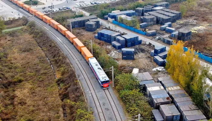 Trung Quốc hiện là đối tác thương mại lớn nhất của EU - Ảnh: SCMP