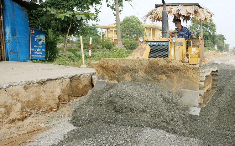 2 gói thầu thi công xây dựng công trình đã khởi công nhưng Bên mời thầu mới hoàn thành công bố thông tin ở bước mở thầu. Ảnh minh họa: Tiên Giang