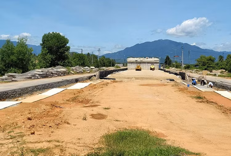 Dự án Tuyến đường vành đai phía Tây Đà Nẵng có nguy cơ tiếp tục chậm tiến độ. Ảnh: Minh Hạnh