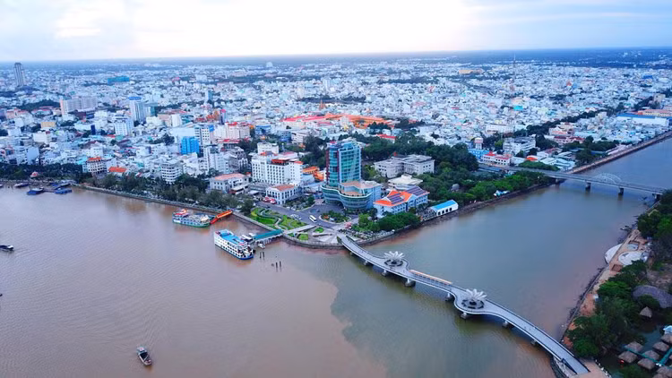 Dự án Phát triển thành phố Cần Thơ và tăng cường khả năng thích ứng của đô thị còn hơn 10 gói thầu xây lắp chưa được tổ chức lựa chọn nhà thầu. Ảnh: Lê Tiên