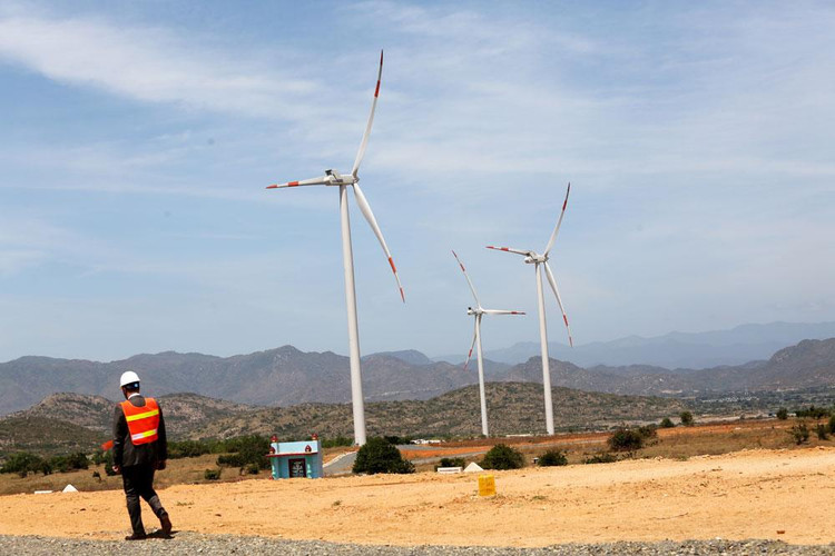 Dự án đầu tư ngành điện là dự án đầu tư kinh doanh có điều kiện và chỉ được hoàn thuế giá trị gia tăng khi được cấp giấy phép hoạt động điện lực. Ảnh: Song Lê