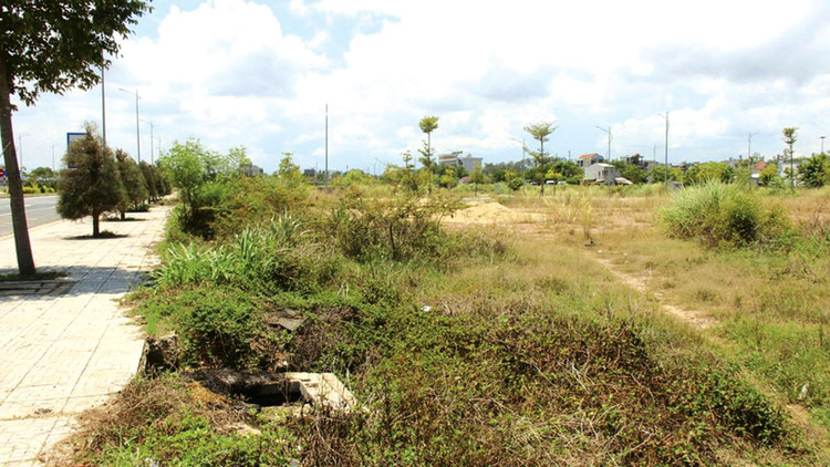 Hạ tầng kỹ thuật Khu dân cư trục đường Mỹ Trà - Mỹ Khê (TP. Quảng Ngãi) do QISC làm chủ đầu tư ngổn ngang sau 8 năm đầu tư