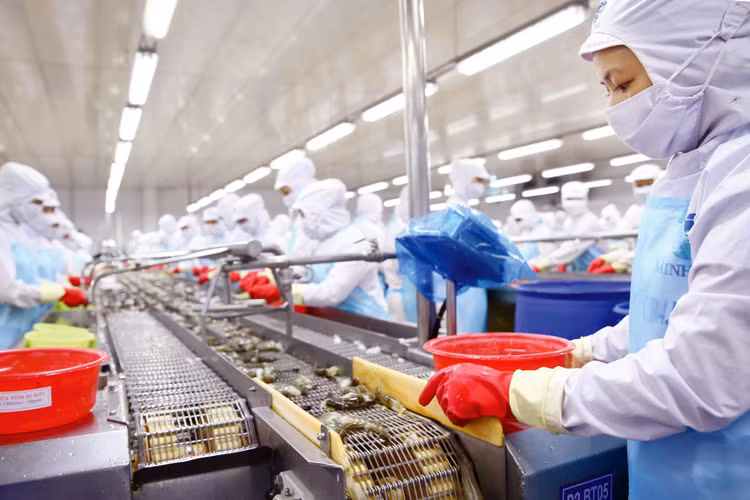 Hiệp định Đối tác kinh tế toàn diện khu vực sẽ giúp hàng hóa Việt Nam thâm nhập sâu hơn vào một khu vực kinh tế lớn với quy mô khoảng 30% dân số thế giới, chiếm gần 30% GDP toàn cầu. Ảnh: Tiên Tấn