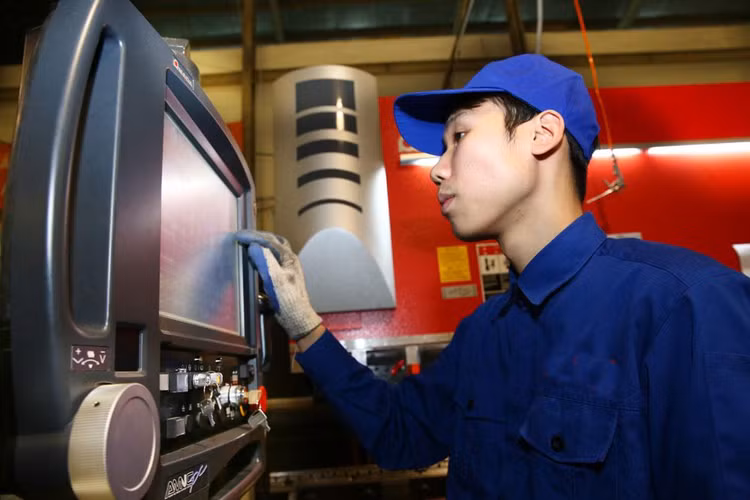 Theo kết quả khảo sát, đối với các doanh nghiệp mới bắt đầu chuyển đổi số, 57% số doanh nghiệp tìm kiếm các giải pháp tiếp thị trực tuyến. Ảnh: Lê Tiên