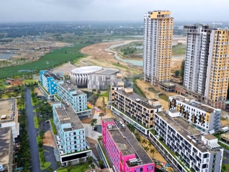 Chủ đầu tư khẳng định, Dự án Cocobay Đà Nẵng vẫn tiếp tục được đẩy mạnh triển khai trong năm 2022 để có thể hoàn thành vào năm 2024. Ảnh: M. Hạnh