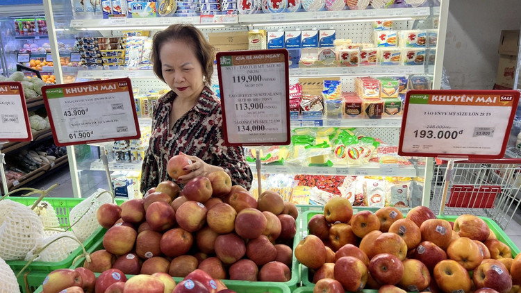 6 tháng đầu năm 2025, 8/11 nhóm hàng có CPI bình quân tăng. Ảnh minh họa