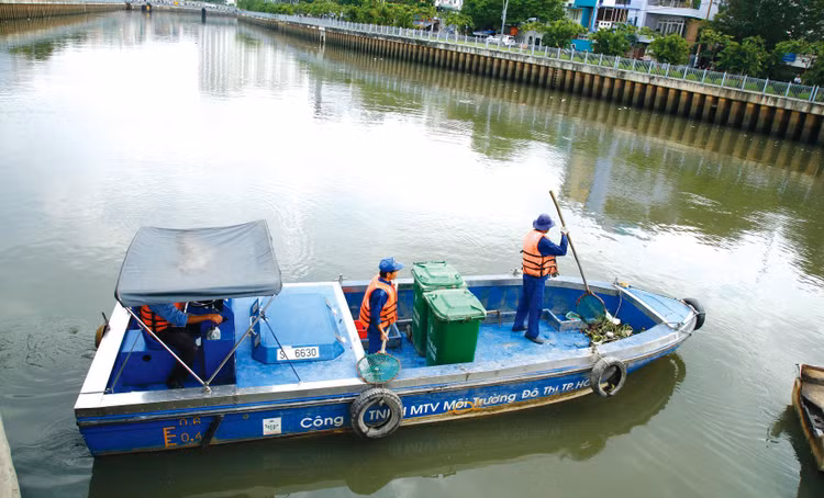 Gói thầu XL-02 Thiết kế thi công vận hành Nhà máy Xử lý nước thải Nhiêu Lộc - Thị Nghè có giá trị 307 triệu USD, thuộc Dự án Vệ sinh môi trường TP.HCM giai đoạn 2. Ảnh minh họa: Lê Tiên