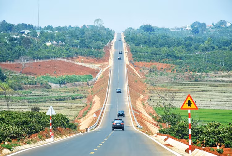 Tính đến ngày 15/8/2023, giá trị giải ngân kế hoạch vốn năm 2023 của Gia Lai là 869,163 tỷ đồng, đạt 20,37% kế hoạch. Ảnh: Nguyễn Minh