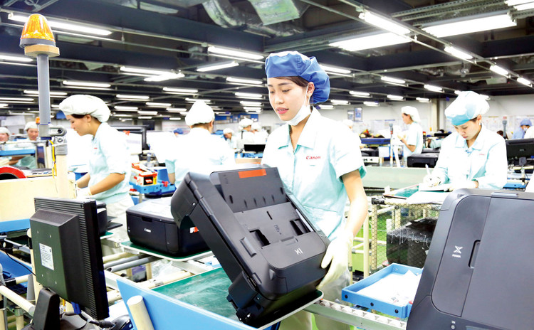 Việt Nam định hướng thu hút dòng vốn đầu tư nước ngoài chất lượng cao vào các lĩnh vực khoa học công nghệ, đổi mới sáng tạo, kinh tế xanh, kinh tế tuần hoàn, phát triển bền vững… Ảnh: Tường Lâm