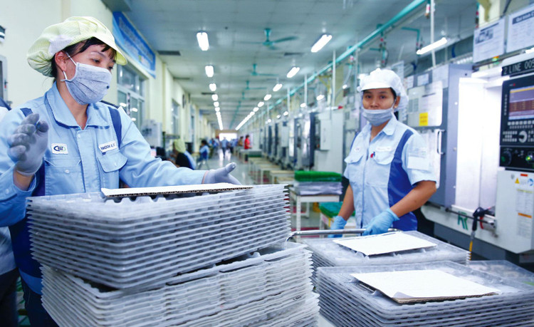 Ngành công nghiệp chế biến, chế tạo dẫn đầu trong thu hút FDI với tổng vốn đầu tư đăng ký đạt 6,139 tỷ USD trong 5 tháng đầu năm. Ảnh: Lê Tiên