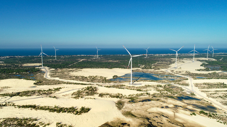 Quảng Bình thu hút được nhiều dự án lớn trong lĩnh vực năng lượng. Ảnh: Võ Thanh Đức