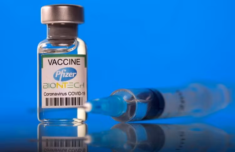 Vaccine Pfizer - Ảnh: AP