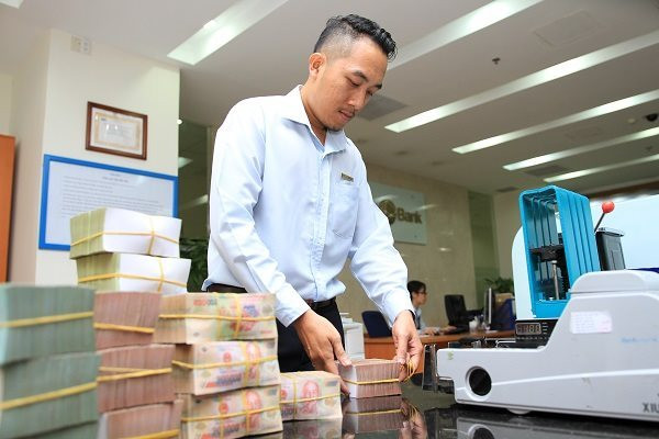 Các ngân hàng đẩy mạnh phát hành TPDN trong tháng 9 để gia tăng quy mô vốn cho vay trung và dài hạn Ảnh: Tư liệu TBKTSG