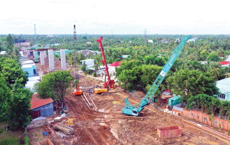 Luật Đấu thầu được sửa đổi theo hướng trao quyền cho chủ đầu tư được tự quyết định hình thức lựa chọn nhà thầu theo nguyên tắc bảo đảm tiến độ, chất lượng, hiệu quả, trách nhiệm giải trình. Ảnh: Lê Tiên