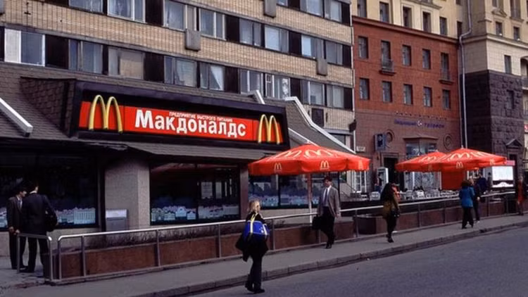 Một cửa hàng McDonald's tại Nga - Ảnh: BBC