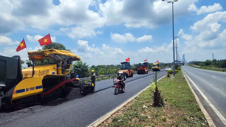 Nâng cấp tuyến Cao Lãnh - Lộ Tẻ và Lộ Tẻ - Rạch Sỏi: Nhà thầu dồn lực đưa dự án về đích sớm