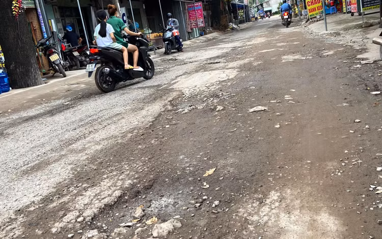  Gói thầu được phát hành hồ sơ mời thầu (HSMT) qua mạng từ ngày 5 - 15/5/2022, với giá dự toán là 9,968 tỷ đồng. Ảnh minh họa: Phú An