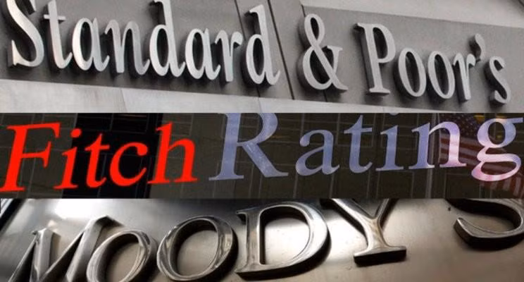 Việt Nam là quốc gia duy nhất trên thế giới được cả ba tổ chức XHTN nâng triển vọng lên Tích cực. Ảnh: Internet 