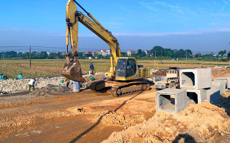 Thủ tướng Chính phủ yêu cầu các bộ, cơ quan trung ương, địa phương khẩn trương phân bổ chi tiết kế hoạch đầu tư công năm 2022 đã được giao theo quy định. Ảnh: Tiên Giang