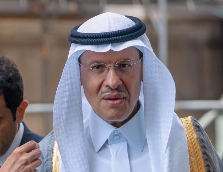Bộ trưởng Bộ Năng lượng Saudi Arabia, hoàng tử Abdulaziz bin Salman - Ảnh: Bloomberg.