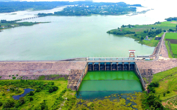 Dự án Nhà máy Thủy điện Trị An mở rộng sử dụng chung hệ thống hồ và đập của công trình thủy điện Trị An hiện hữu. Ảnh: Huy Hùng