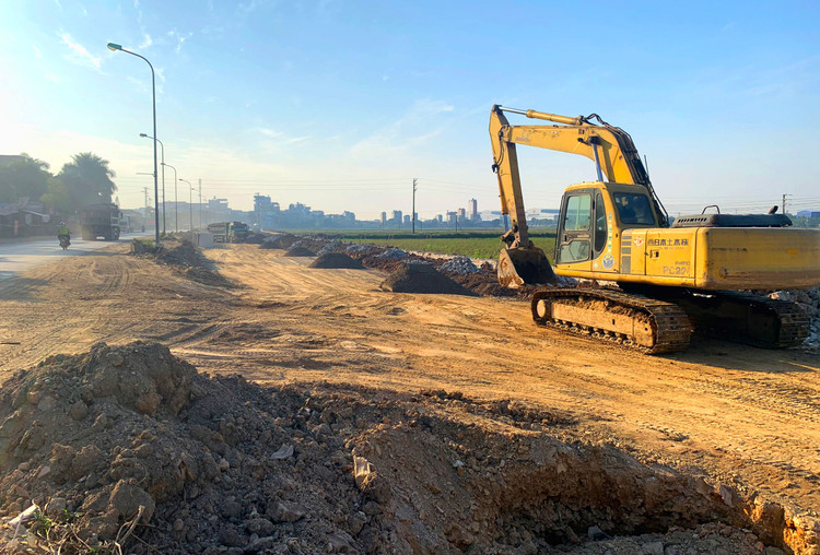 Gói thầu số 1 Cải tạo, nâng cấp thuộc Dự án Mở rộng đường từ Vĩnh Bình Nam đến cầu Lộ Mới, xã Vĩnh Bình Bắc (huyện Vĩnh Thuận, tỉnh Kiên Giang) có giá 9,676 tỷ đồng. Ảnh minh họa: Nhã Chi