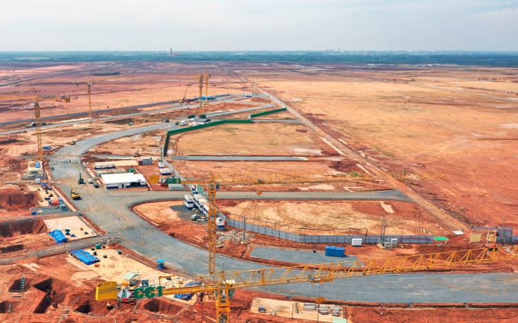 Gói thầu 5.10 Thi công xây dựng và lắp đặt thiết bị công trình nhà ga hành khách sân bay Long Thành dự kiến hoàn thành toàn bộ phần xây dựng trước tháng 12/2025. Ảnh: Nhã Chi