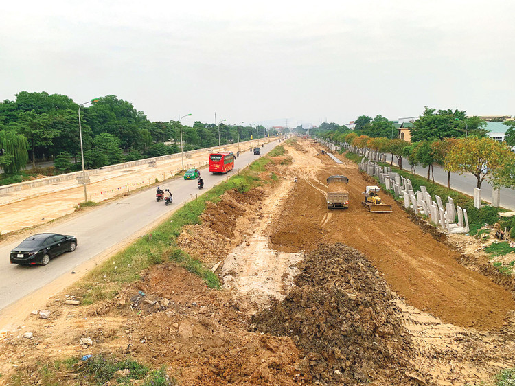 Năm 2025, Hà Nội được Thủ tướng giao hơn 87 nghìn tỷ đồng kế hoạch vốn đầu tư công, bằng 10,5% tổng số vốn của cả nước. Ảnh: Lê Tiên