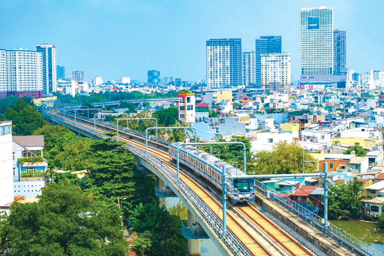 TP.HCM đẩy mạnh đầu tư hệ thống đường bộ hiện đại, kết hợp với mạng lưới metro nhằm tạo nên bộ mặt mới cho Thành phố. Ảnh: Tiên Giang