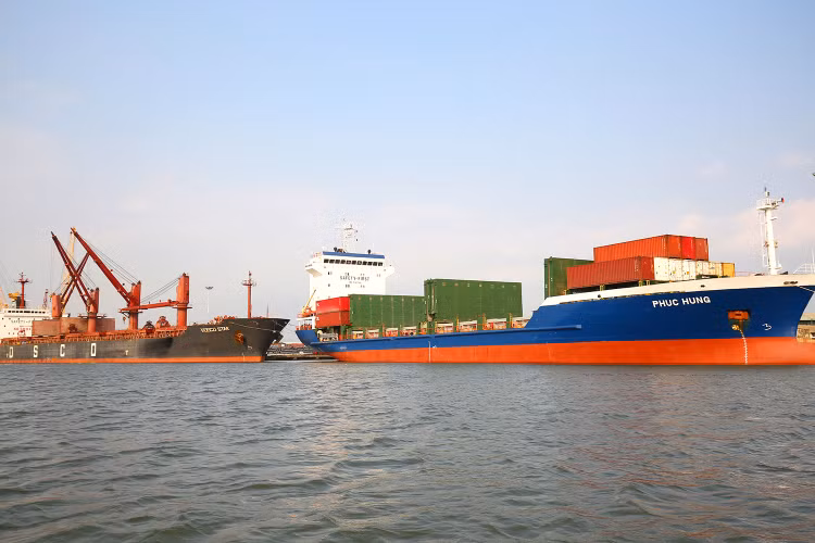 So với đầu tháng 12/2023, giá cước vận tải biển tính đến ngày 25/1/2024 đã tăng gấp 2,86 lần. Ảnh: Lê Tiên