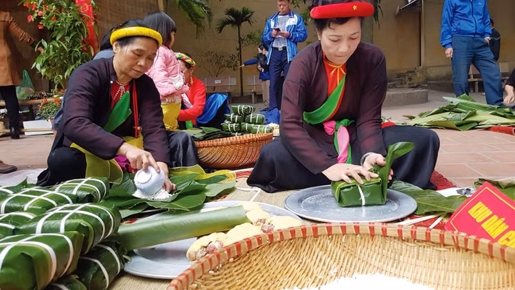 Thấy bánh chưng là thấy Tết