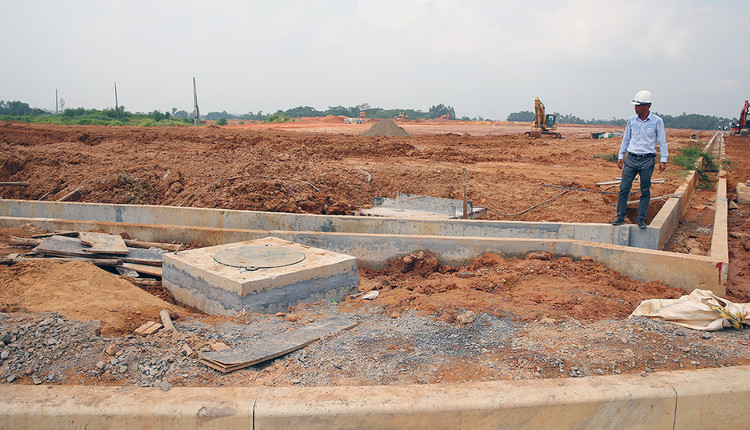 4 gói thầu xây lắp thuộc Dự án Đầu tư xây dựng hệ thống hạ tầng kỹ thuật Khu công nghiệp Nam Tân Uyên mở rộng (giai đoạn 2) đều phát sinh yêu cầu làm rõ. Ảnh minh họa: Nhã Chi