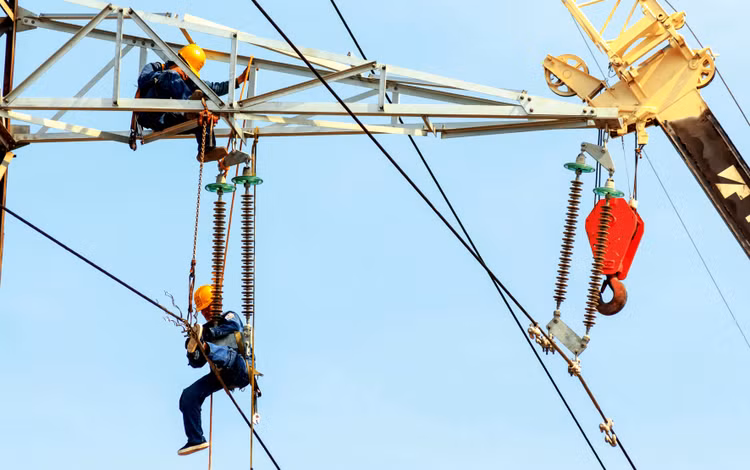 Việc khuyến khích tư nhân đầu tư vào năng lượng không chỉ
đáp ứng nhu cầu trong nước mà còn tính đến xuất khẩu sang các quốc gia khác. Ảnh: Thế Anh