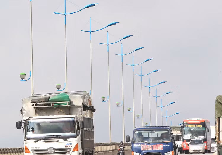 Hai gói thầu thi công xây dựng hạ tầng chiếu sáng công cộng tại huyện Thường Tín, TP. Hà Nội có tổng giá trị hơn 183 tỷ đồng. Ảnh minh họa: Tiên Giang