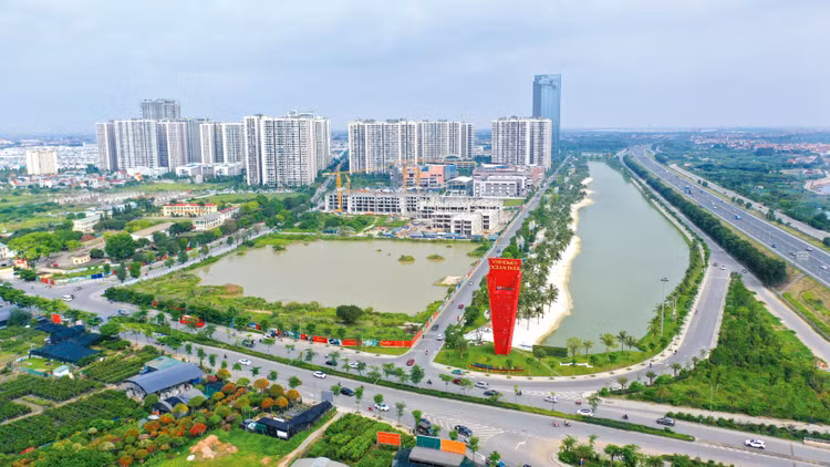 Nhiều doanh nghiệp bất động sản đặt mục tiêu tăng trưởng mạnh mẽ trong năm 2024. Ảnh: Lê Tiên